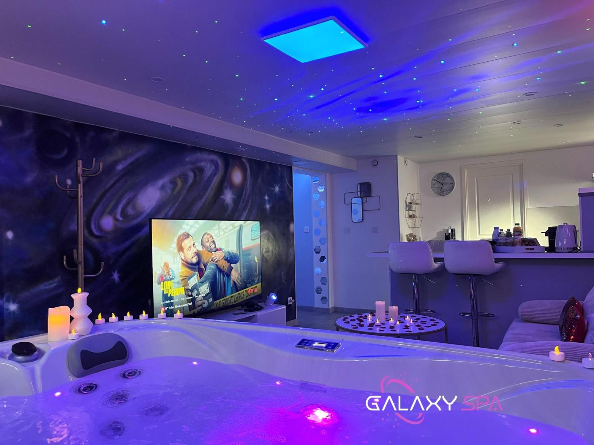 Galaxy Spa - Suite Mercure Jacuzzi Privatif Champigneulles Εξωτερικό φωτογραφία